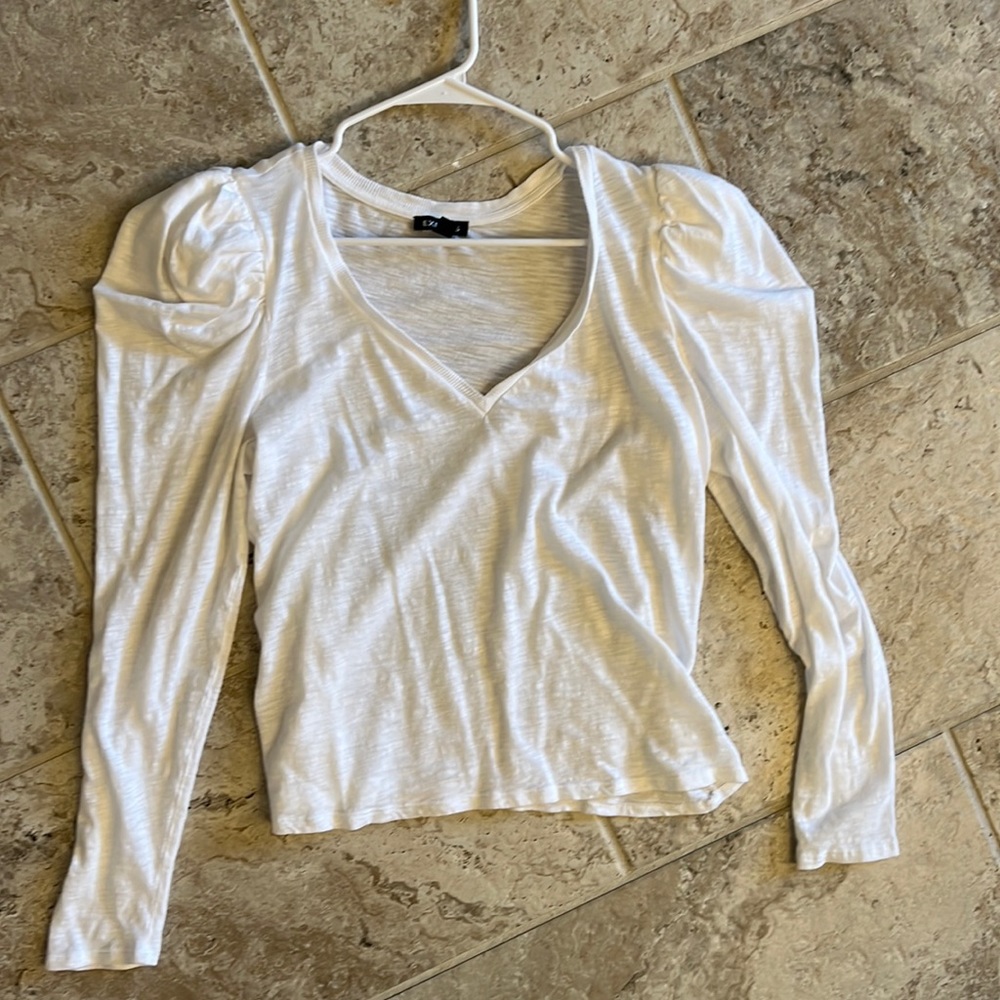 Express puffy sleeve top size medium, never worn!